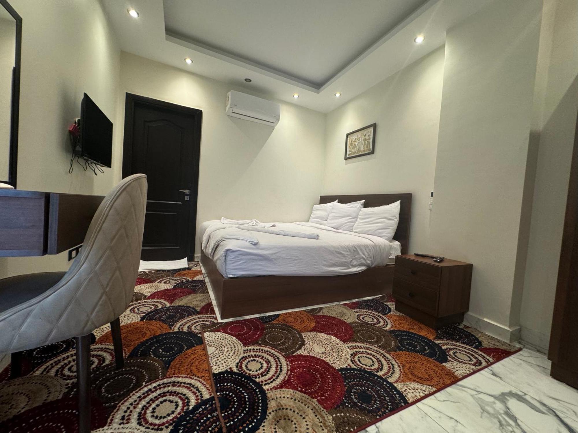 Unique Pyramids Boutique Inn Kafret el-Gabal Exterior photo